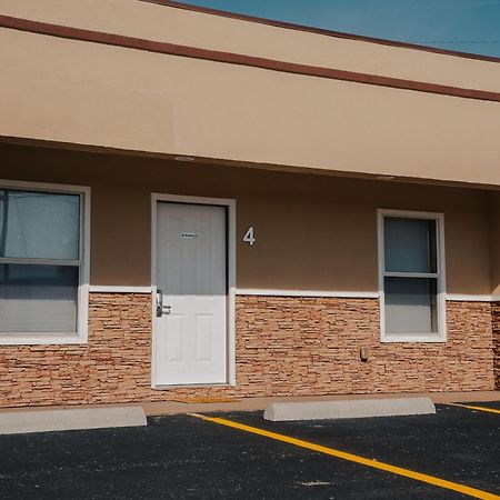 Anchor Inn And Suites Jamestown Екстериор снимка