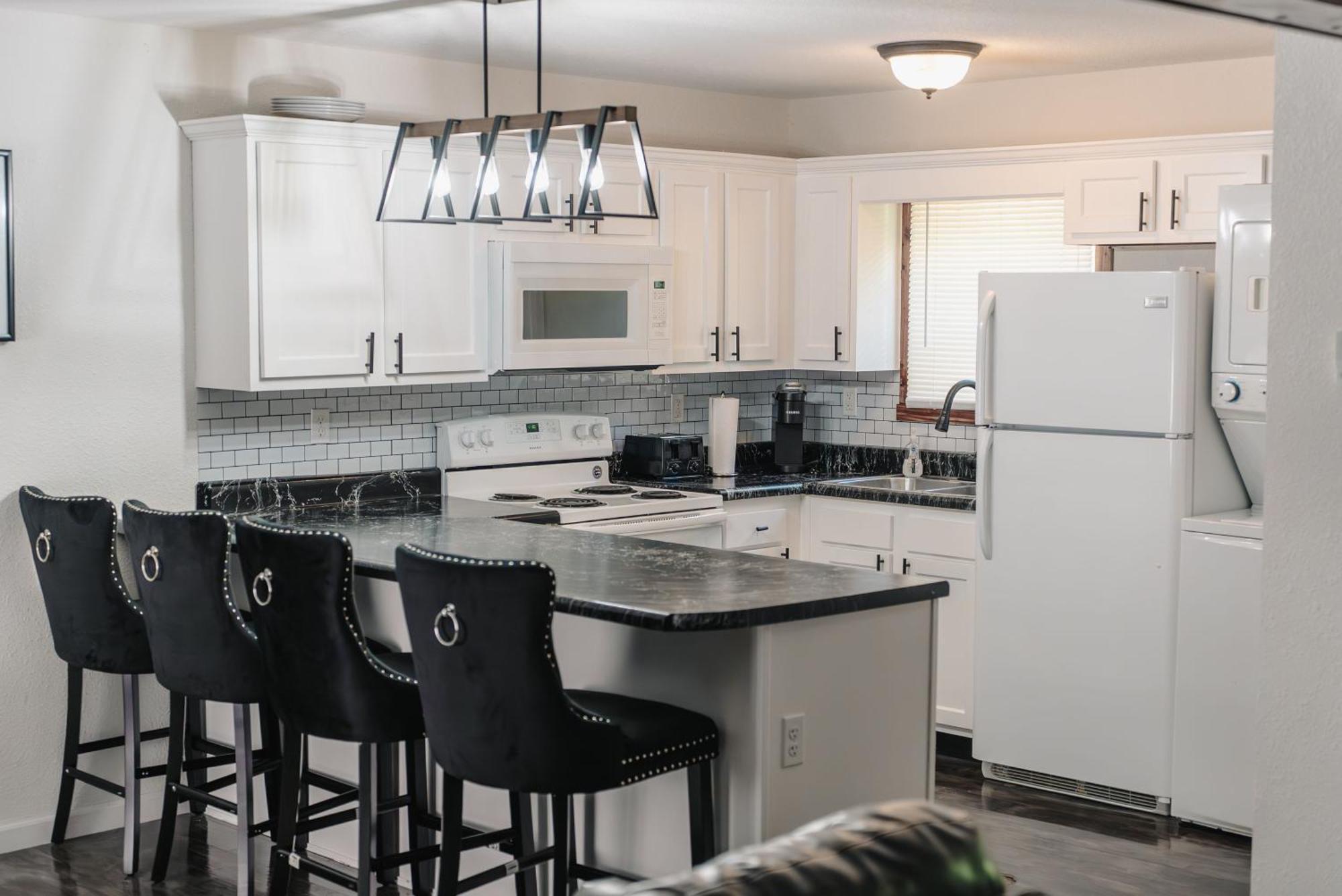 Anchor Inn And Suites Jamestown Екстериор снимка